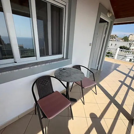 Πανσιόν Yard Paradise Dhërmi