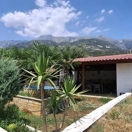 Maison d'hôtes Yard Paradise Dhërmi